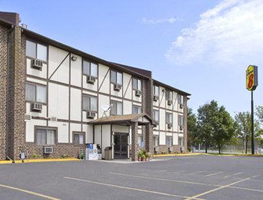 Boarders Inn & Suites By Cobblestone Hotels Waterloo Cedar Falls Exterior foto